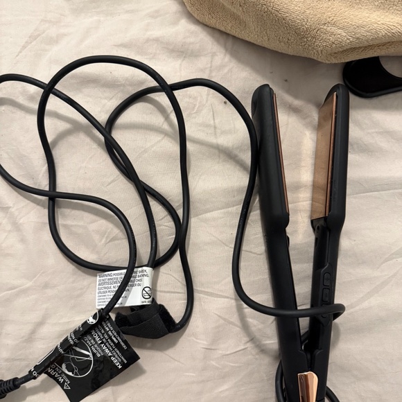 Foxybae Straightener - Picture 3 of 5